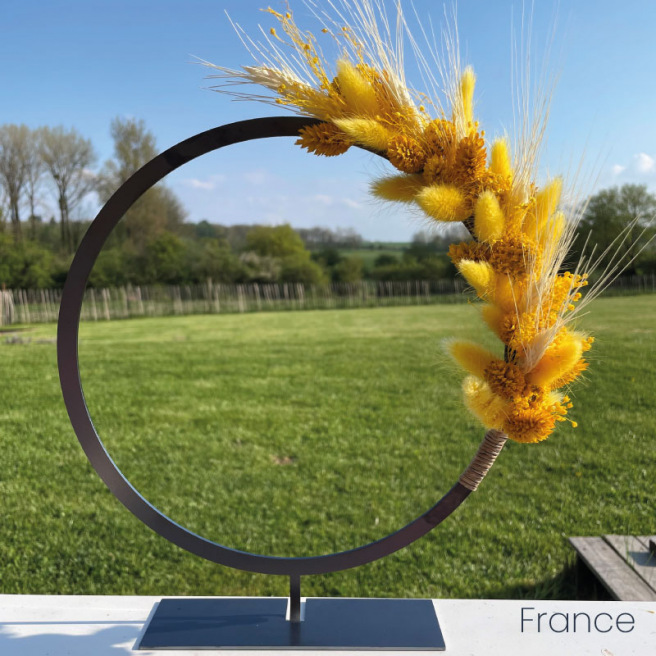 Couronne de fleurs séchées